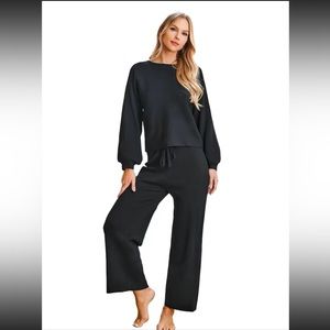 2-Piece Women’s Lounge Set, Black